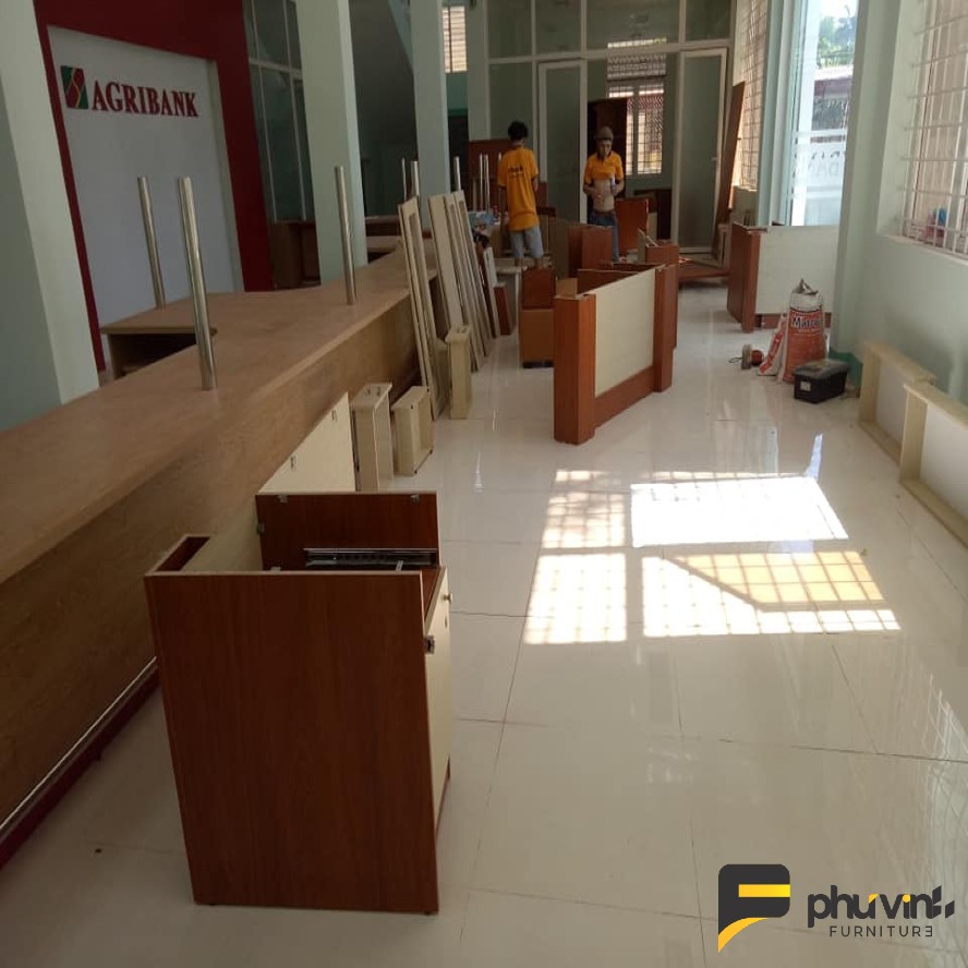 Thi Công Nội Thất Trọn Gói Giá Rẻ 100 bàn tiếp dân nội thất văn phòng bmt phuvinhdecor